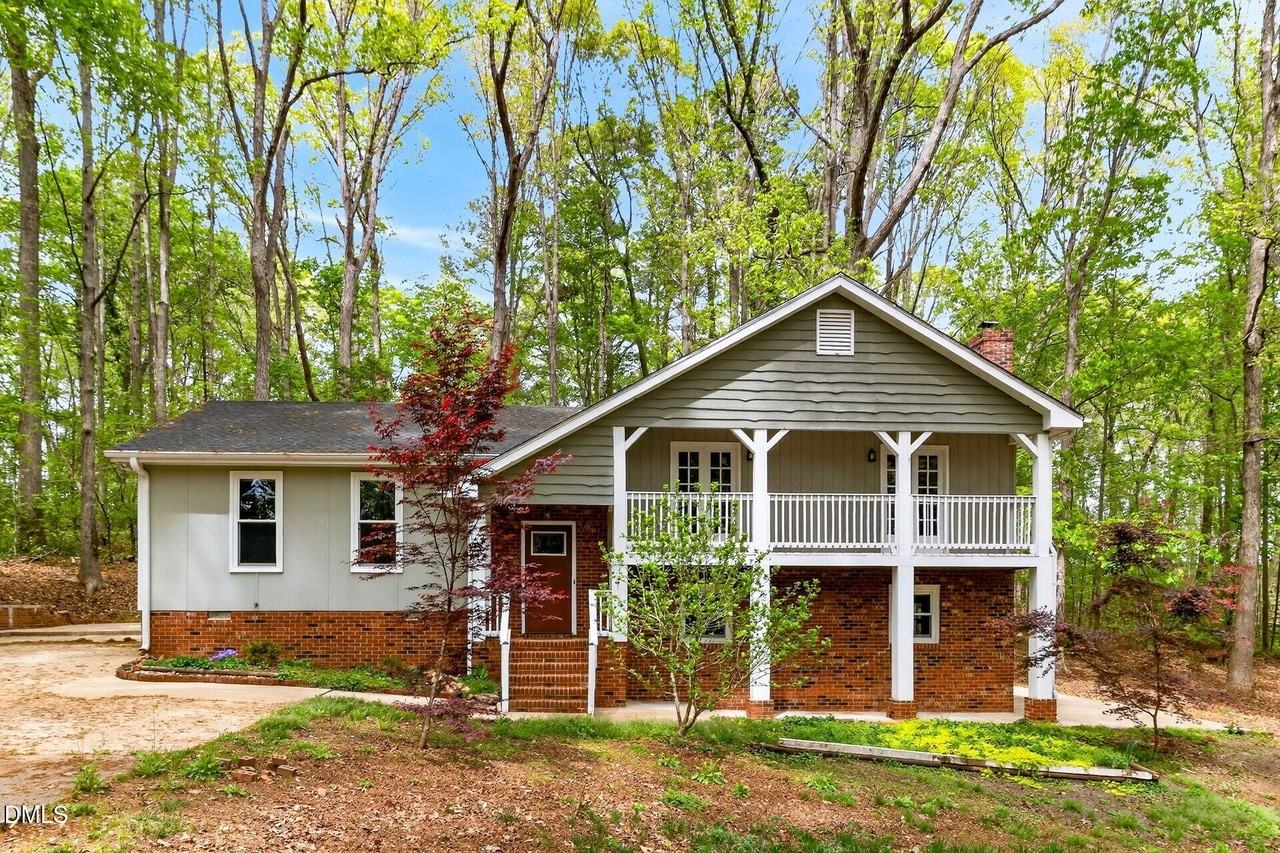 305 Beechwood Hill Dr - Photo 2 of 50