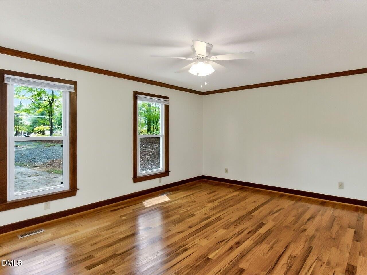 305 Beechwood Hill Dr - Photo 7 of 50