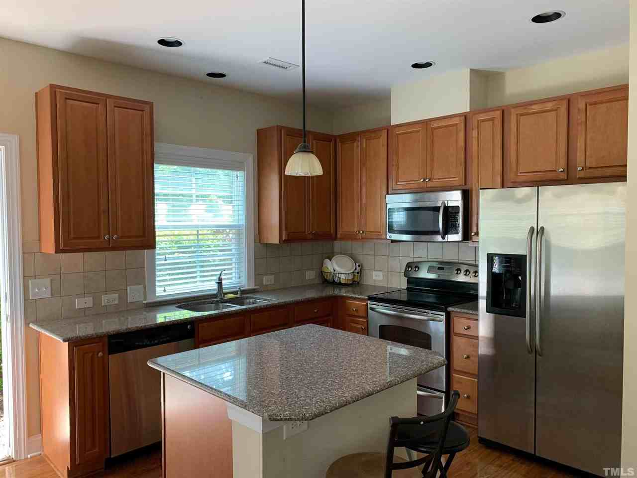 213 Legends Way - Photo 6 of 12