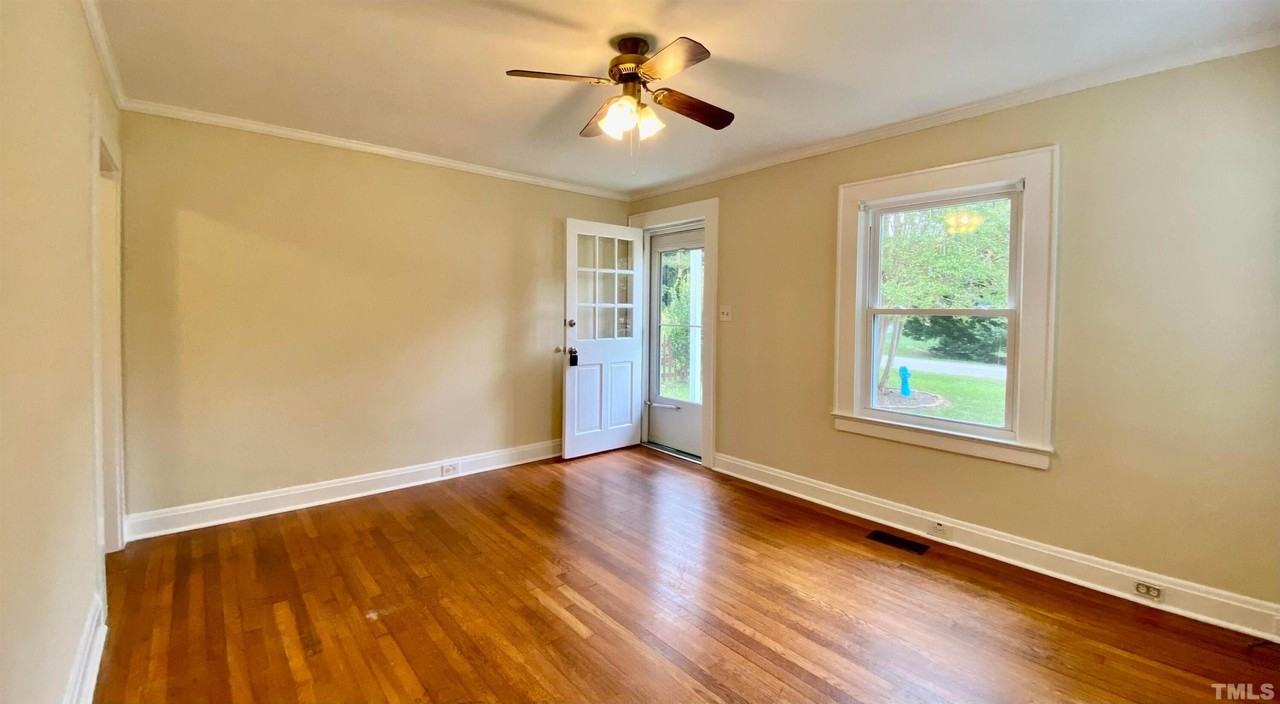 3905 Pendergrass St - Photo 3 of 25