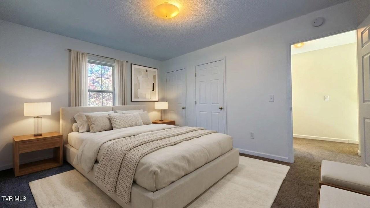 23 Lexington Ct #23 - Photo 6 of 14