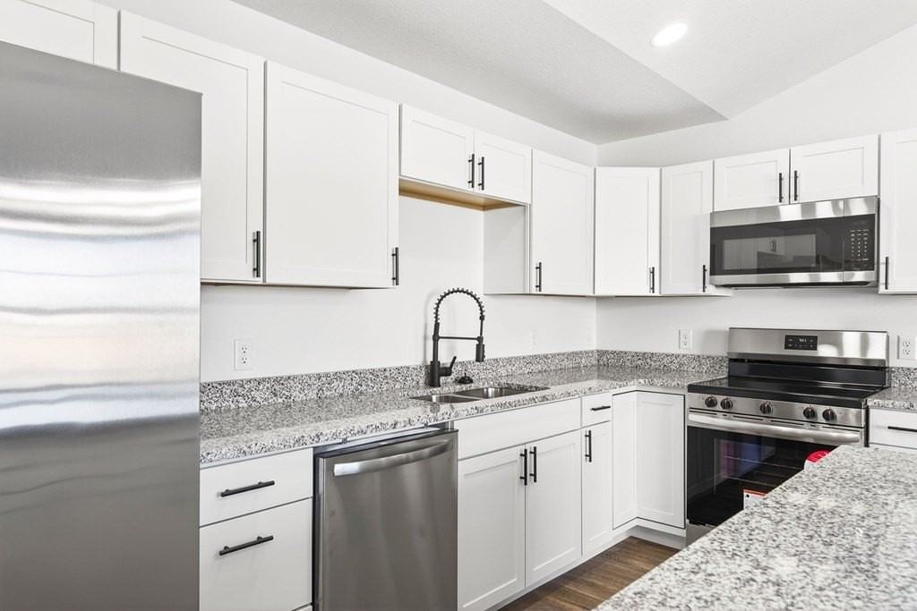 175 Sky View Meadow Dr - Photo 4 of 25