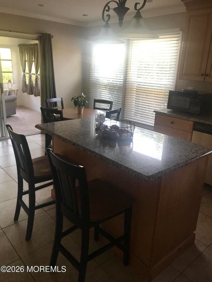 48 Rodhos St - Photo 7 of 12