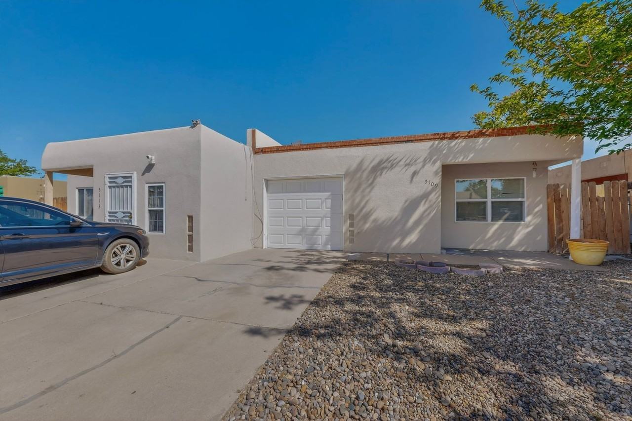 5109 Redlands Rd Nw - Photo 6 of 36