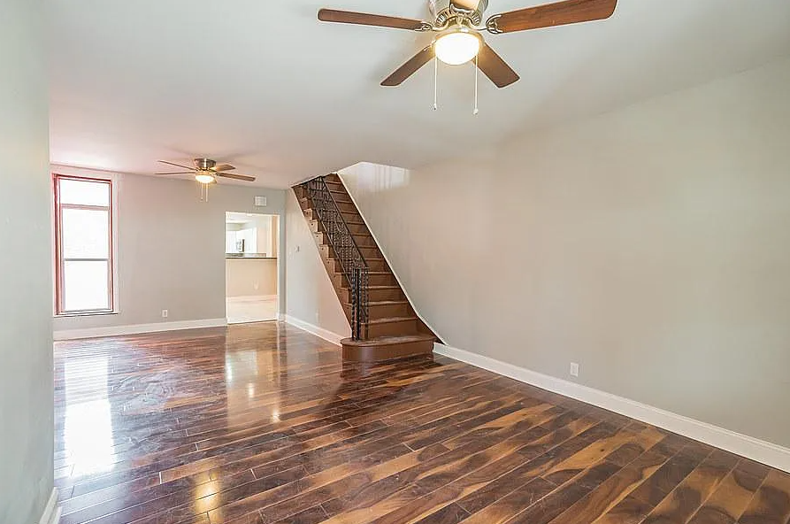 6424 Carlton St - Photo 2 of 16