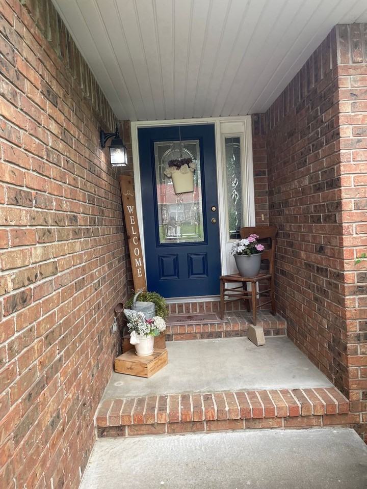 1407 S 17th Ave - Photo 2 of 50