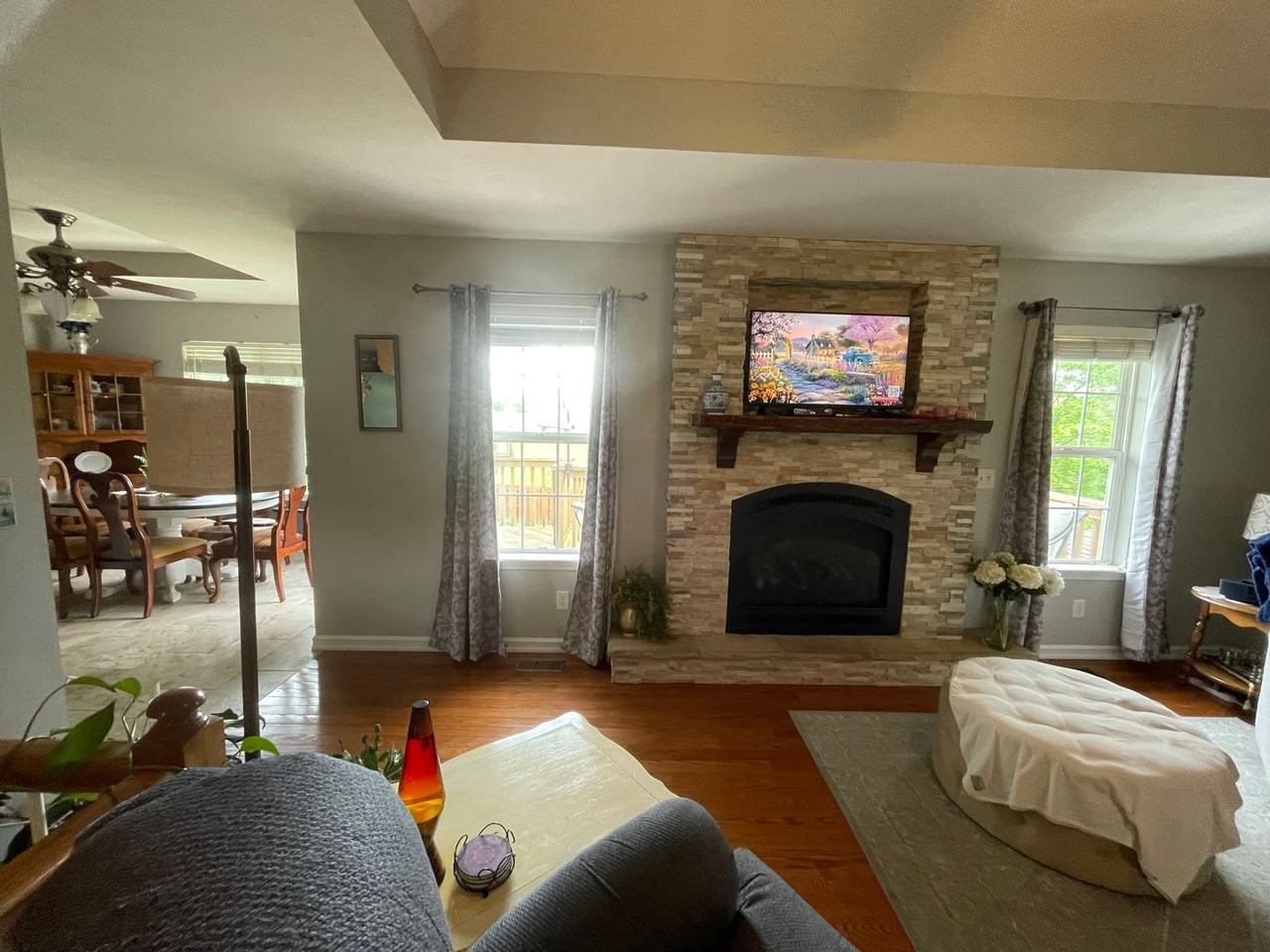 1407 S 17th Ave - Photo 7 of 50