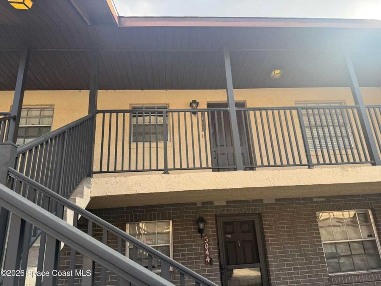 3045 Sir Hamilton Cir #11 - Photo 2 of 8