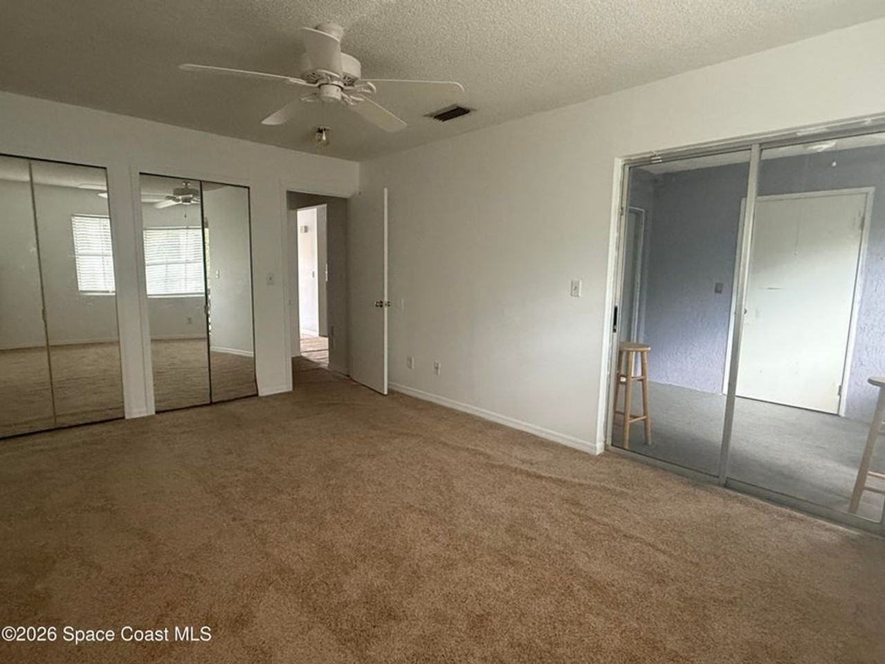 3045 Sir Hamilton Cir #11 - Photo 6 of 8