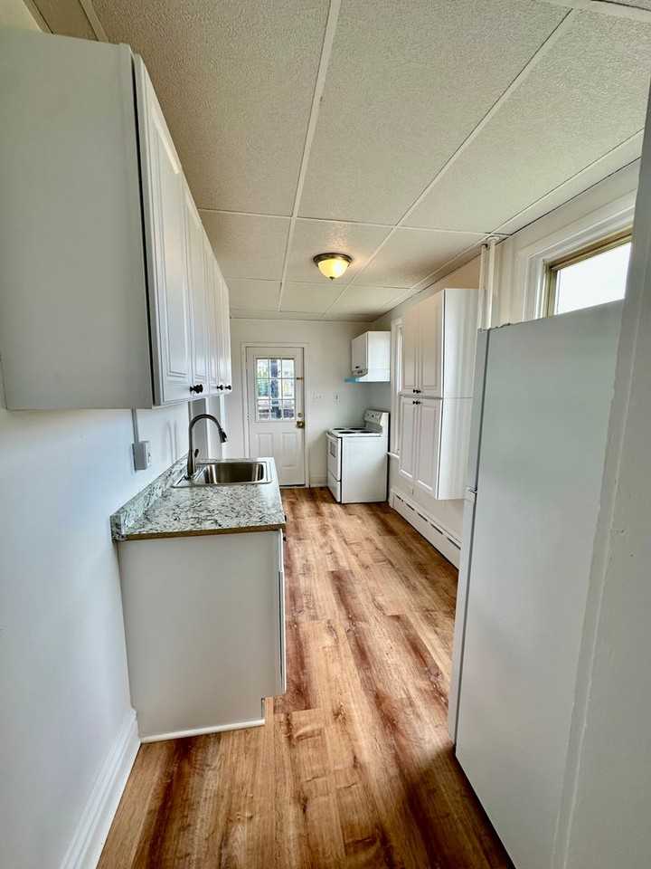 1014 S 6th St - Photo 7 of 13
