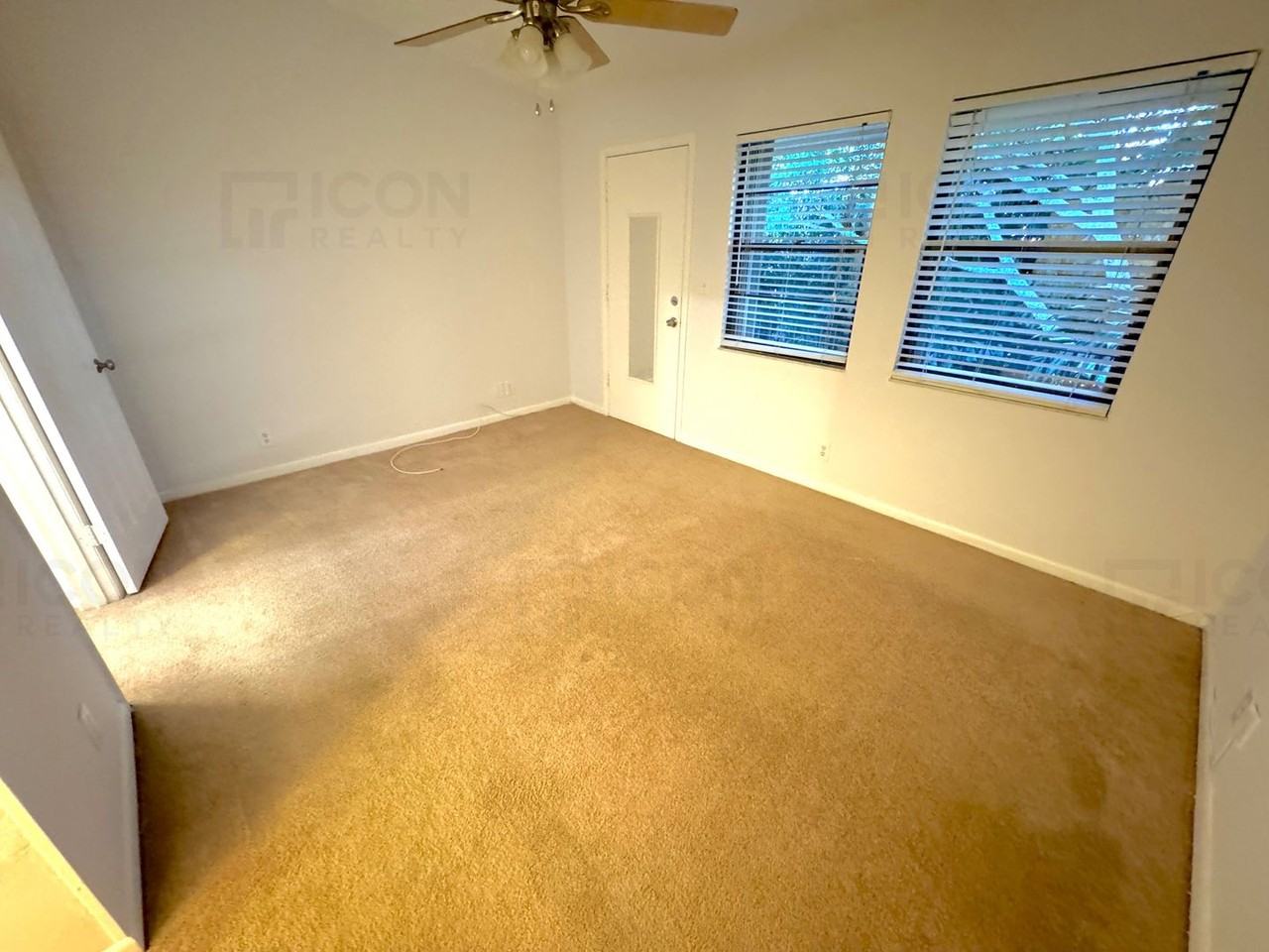 9120 Nw 40th St #18 - Photo 6 of 12