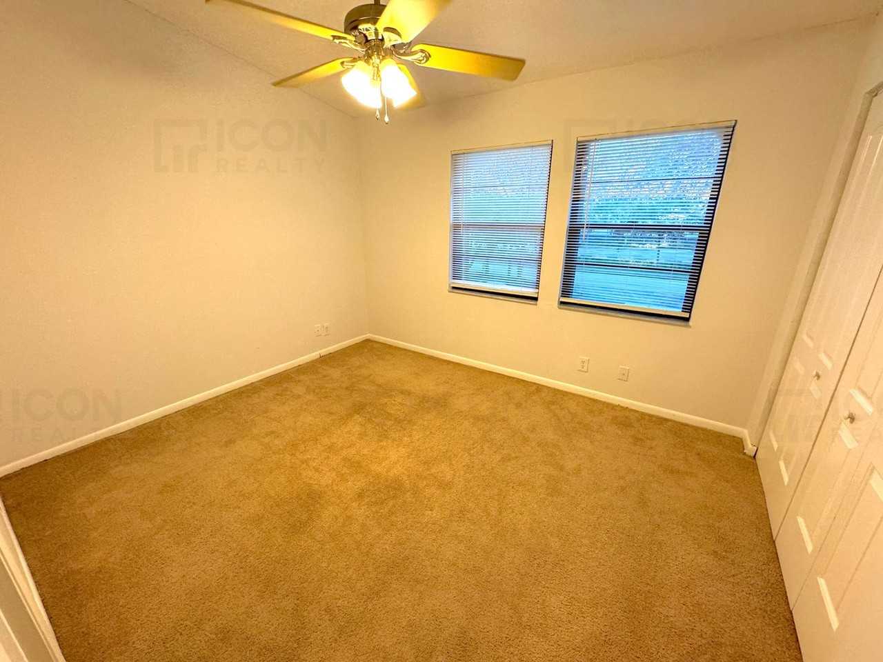 9120 Nw 40th St #18 - Photo 7 of 12