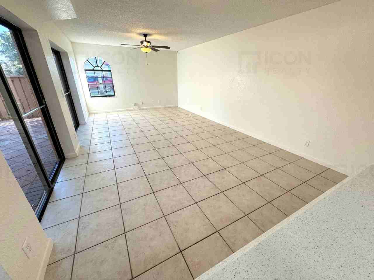 8189 Thames Blvd #B - Photo 3 of 10