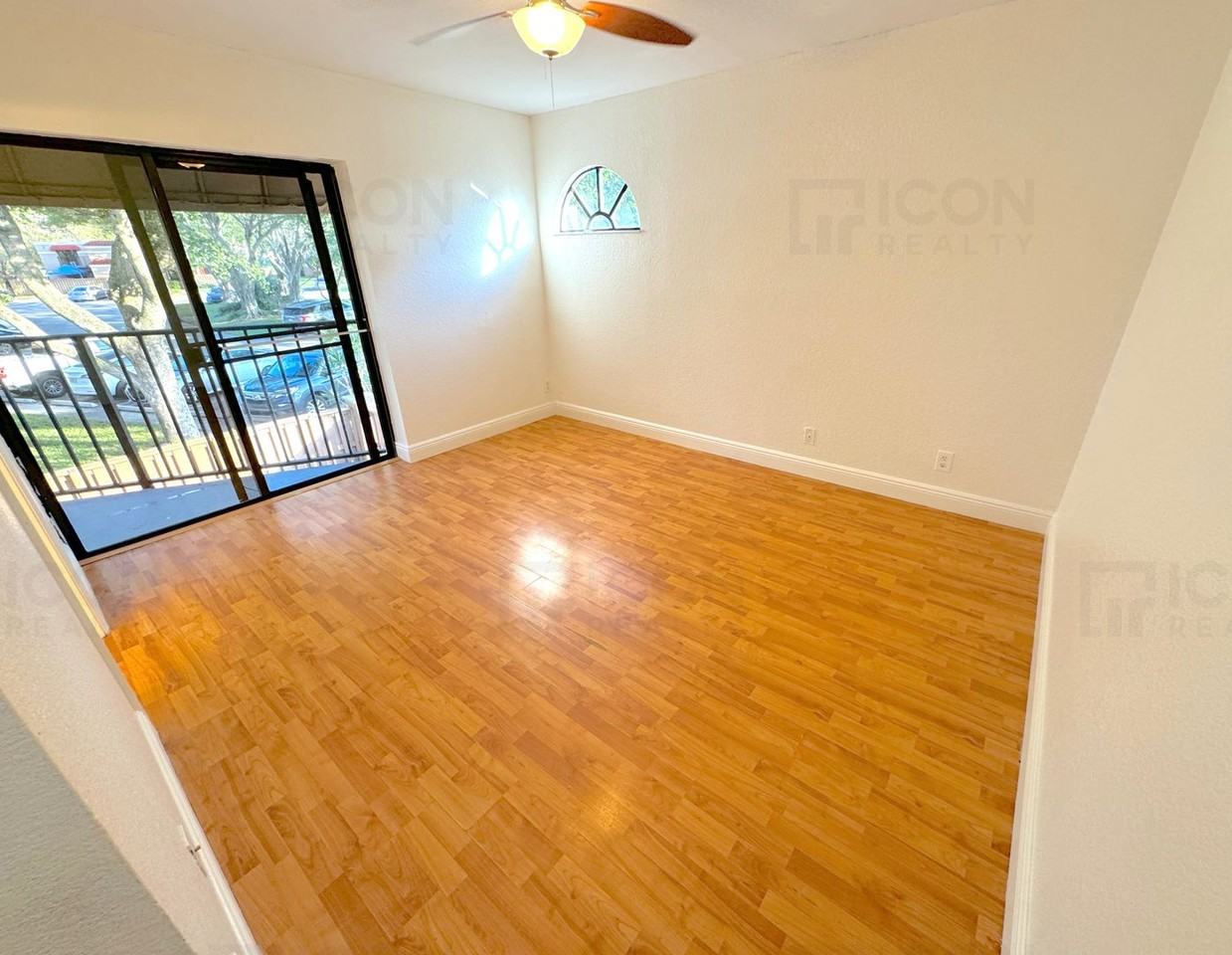 8189 Thames Blvd #B - Photo 5 of 10