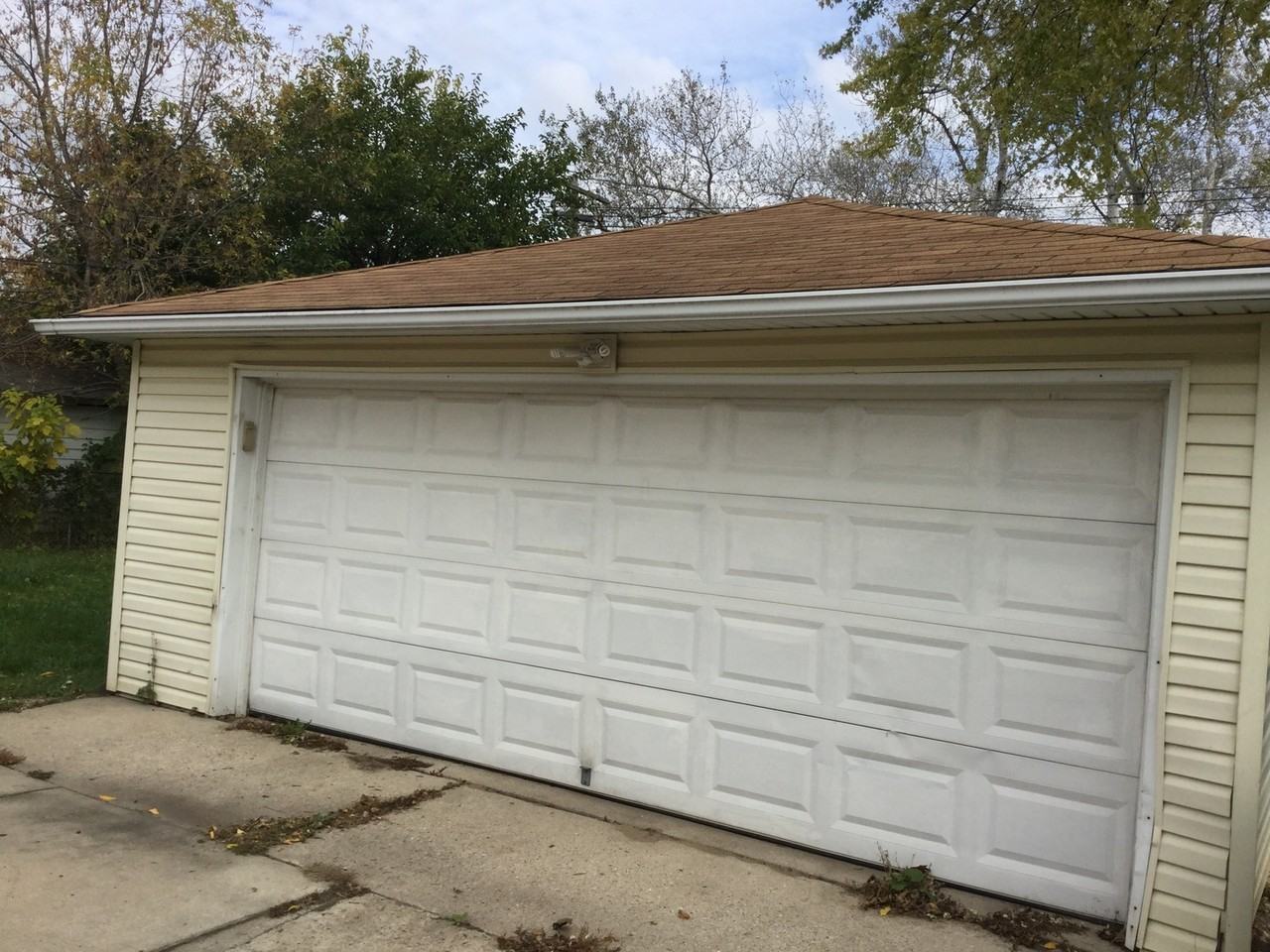 5760 N 81st St - Photo 5 of 14