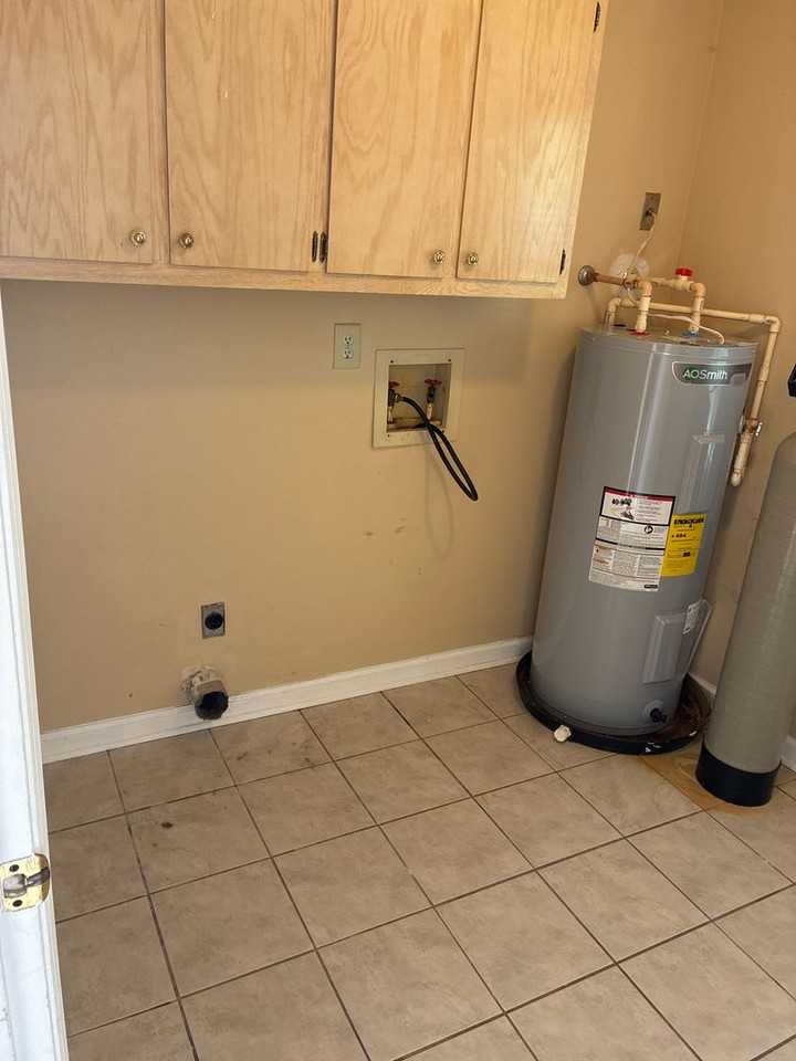 113 Lake Wellington Dr - Photo 6 of 22