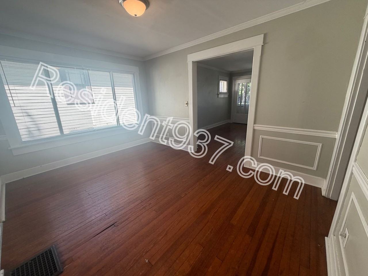 1770 Suman Ave - Photo 5 of 20