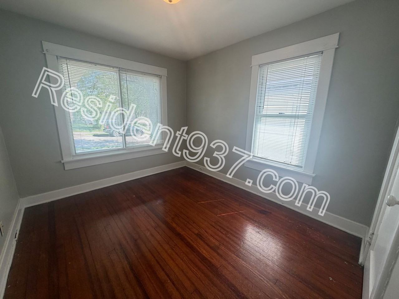 1770 Suman Ave - Photo 6 of 20