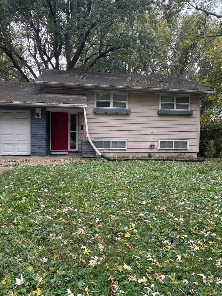 8509 E 91st St - Photo 2 of 14