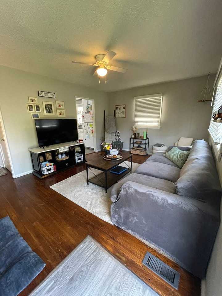 1415 Potomac Ave - Photo 3 of 15