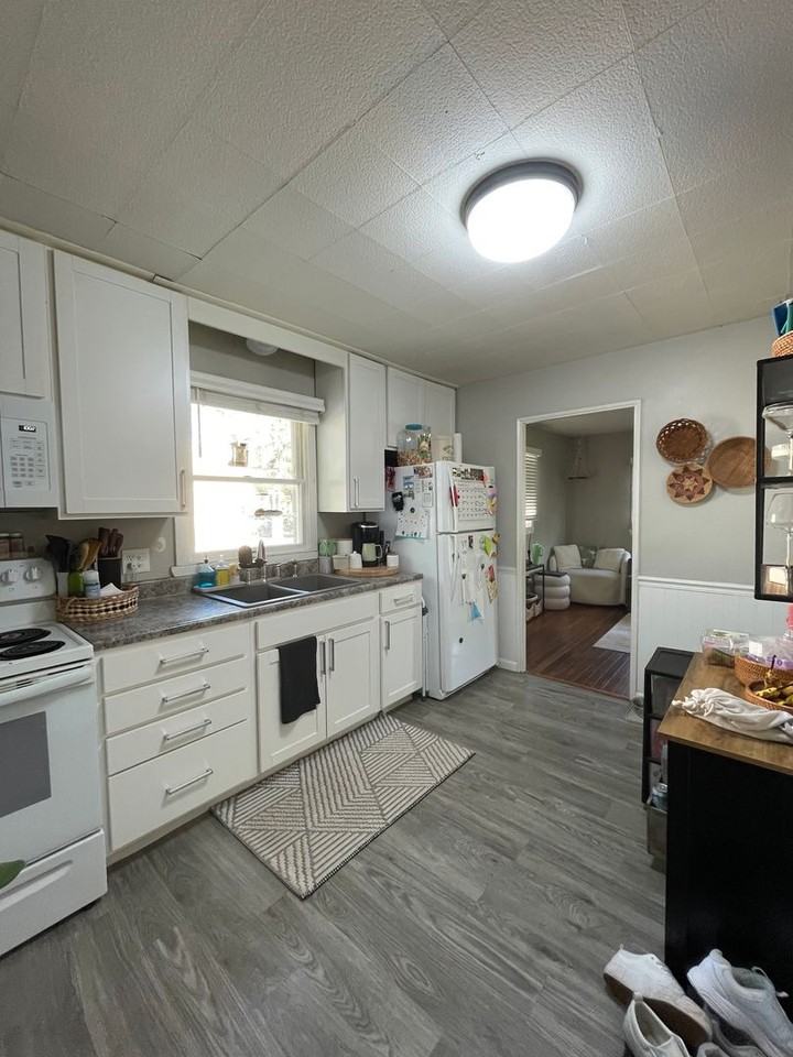 1415 Potomac Ave - Photo 5 of 15