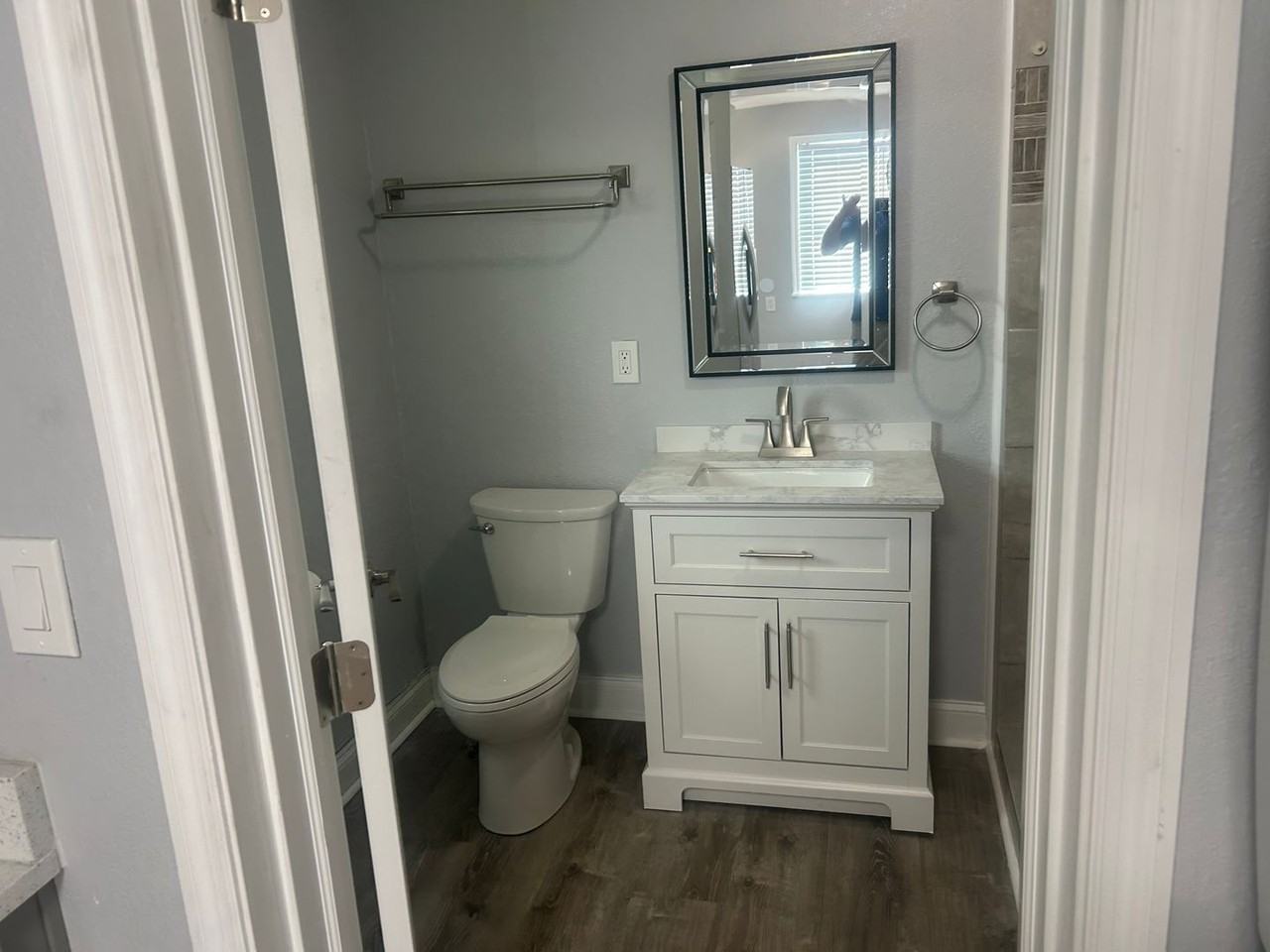 1922 W Arch St - Photo 2 of 12