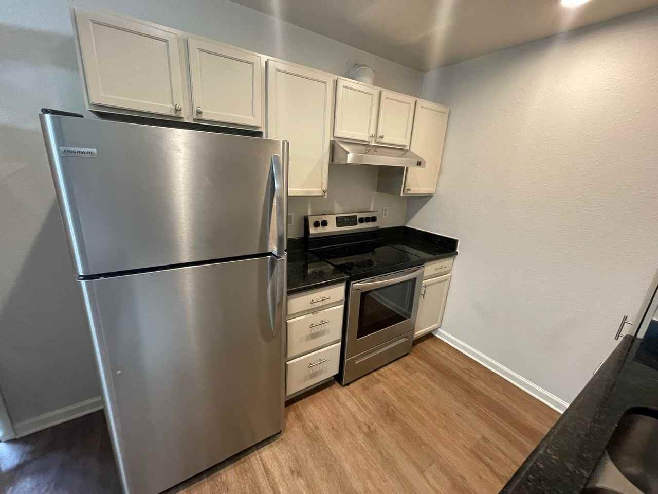 Eleanor Ave (MN 2) - Photo 3 of 39