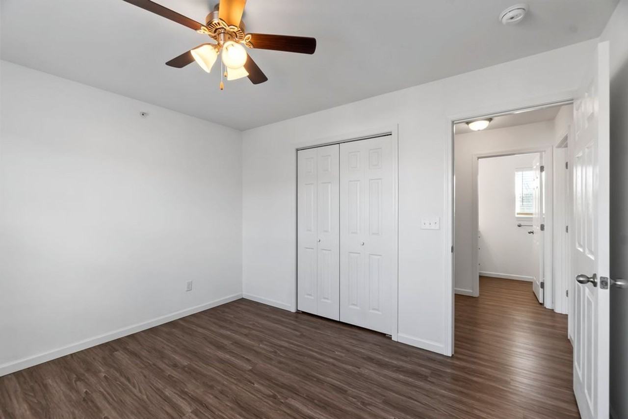 Grand 1615, Bldg 200 - Photo 7 of 28