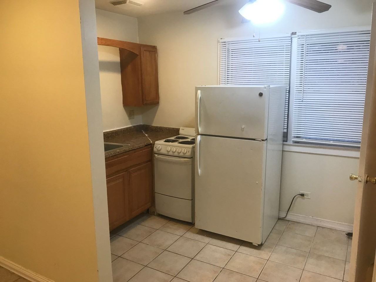 8029 S Dobson Property Management LLC - Photo 7 of 11