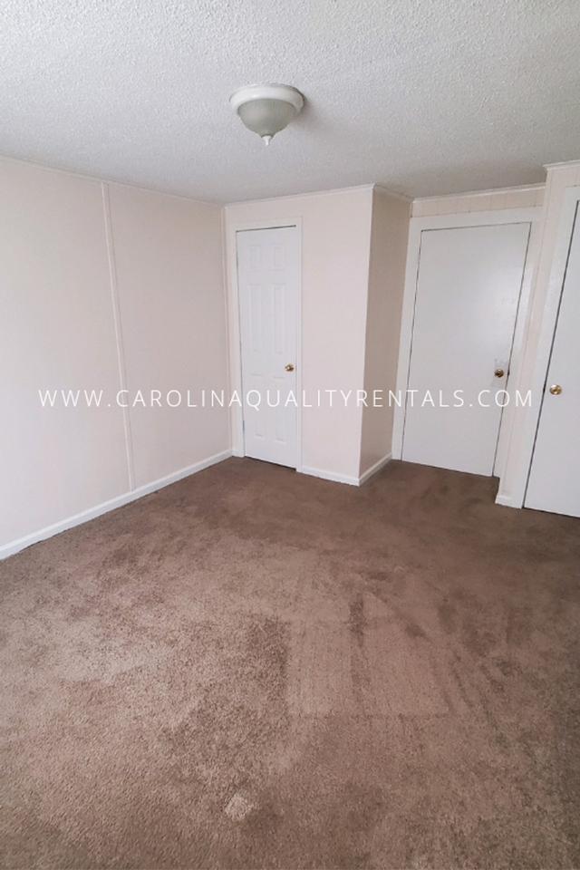 816 S Carolina Ave - Photo 6 of 8