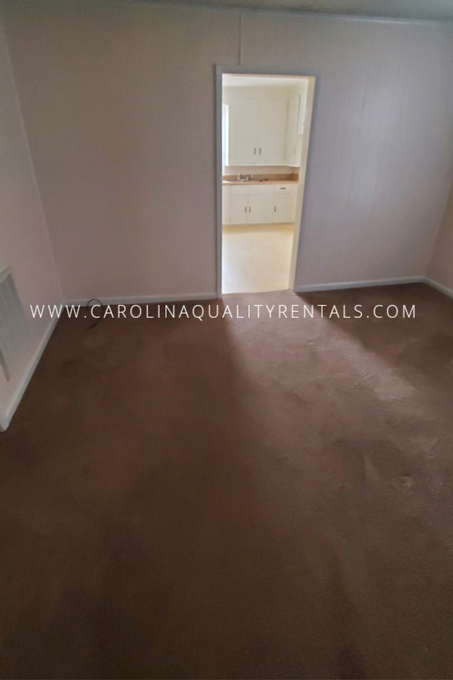 816 S Carolina Ave - Photo 7 of 8