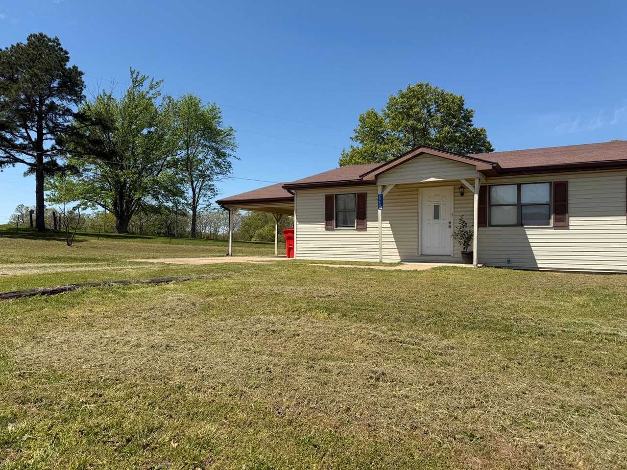 20600B Sedalia Rd - Photo 2 of 5