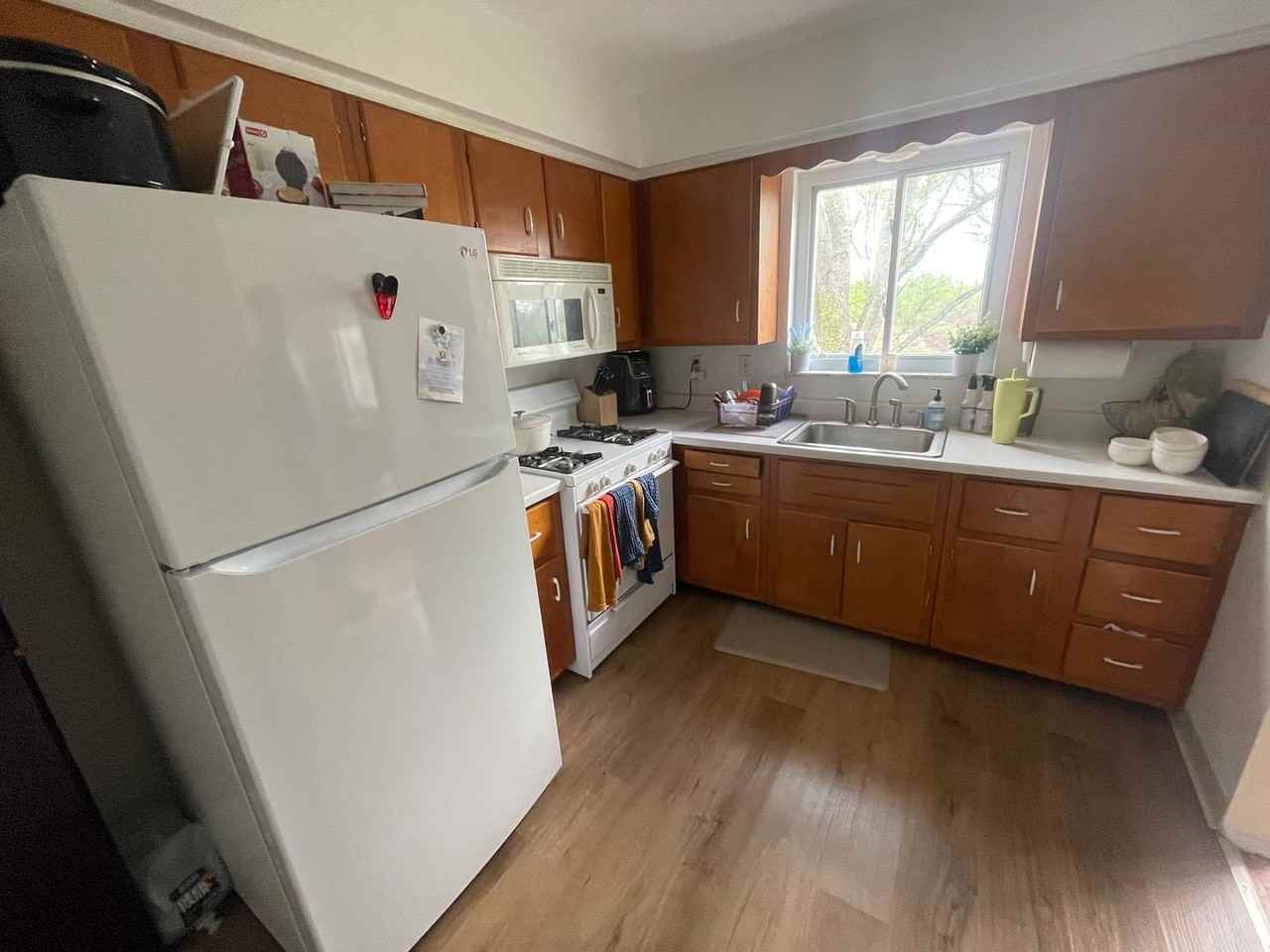 533 Cumberland Rd - Photo 3 of 11