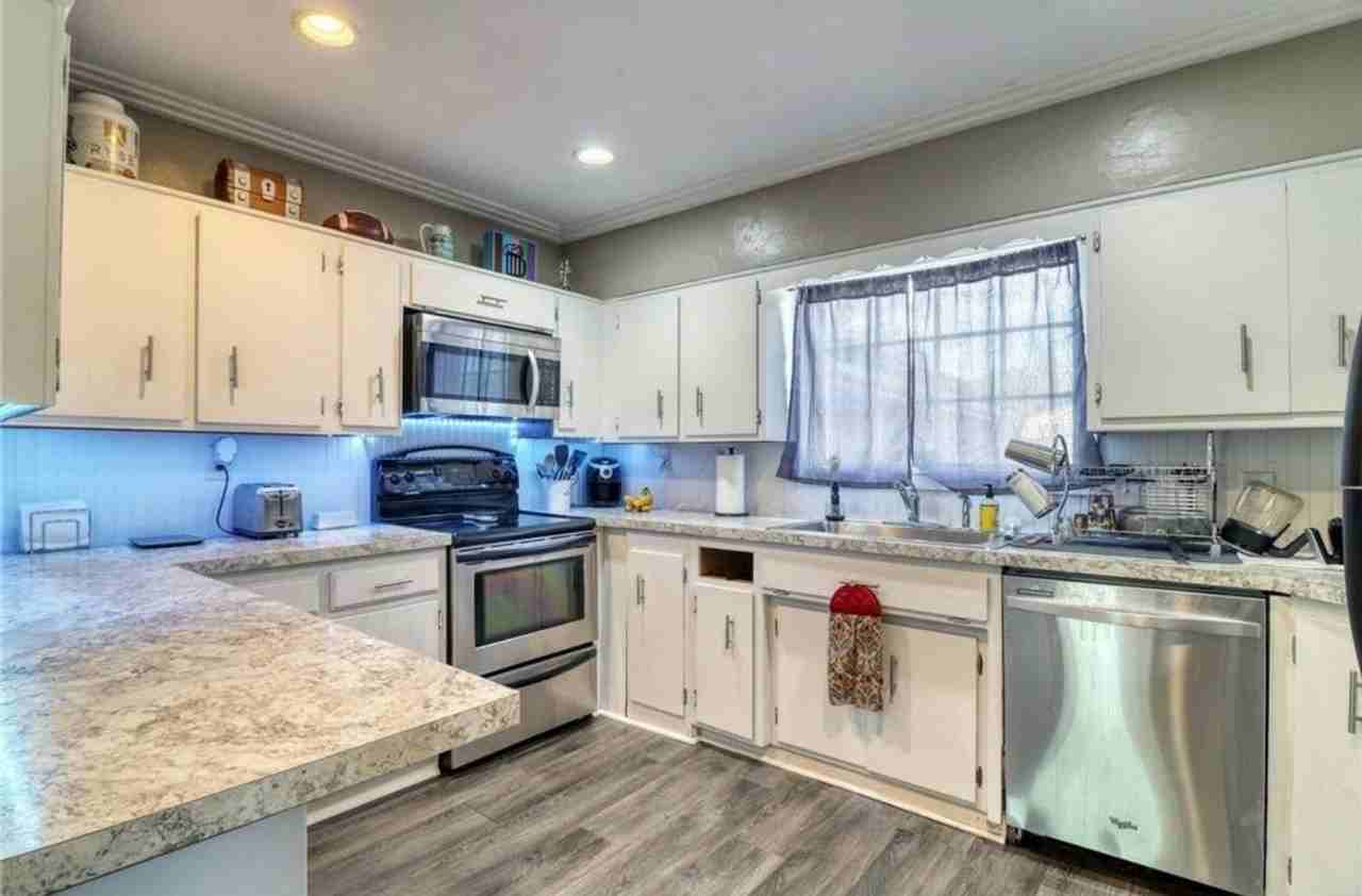 1519 5th St S - Photo 5 of 25