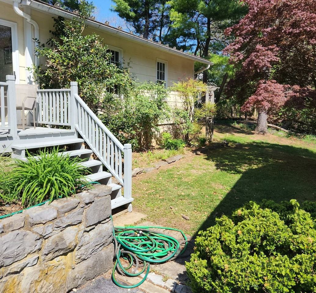 25 Old Martinsburg Rd - Photo 2 of 9