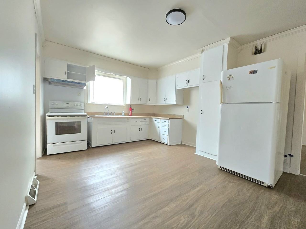 307 Laporte Ave - Photo 7 of 7