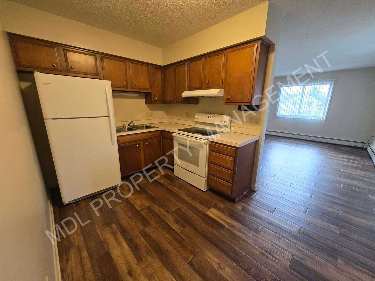 3295 Ramond St - Photo 4 of 11