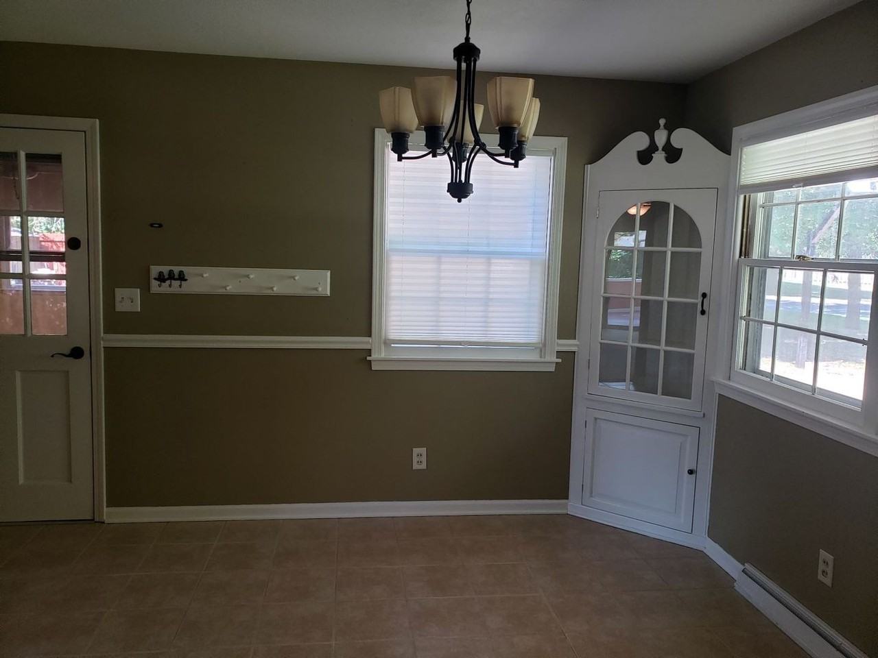 1634 N Bonny Bruce Dr - Photo 4 of 24