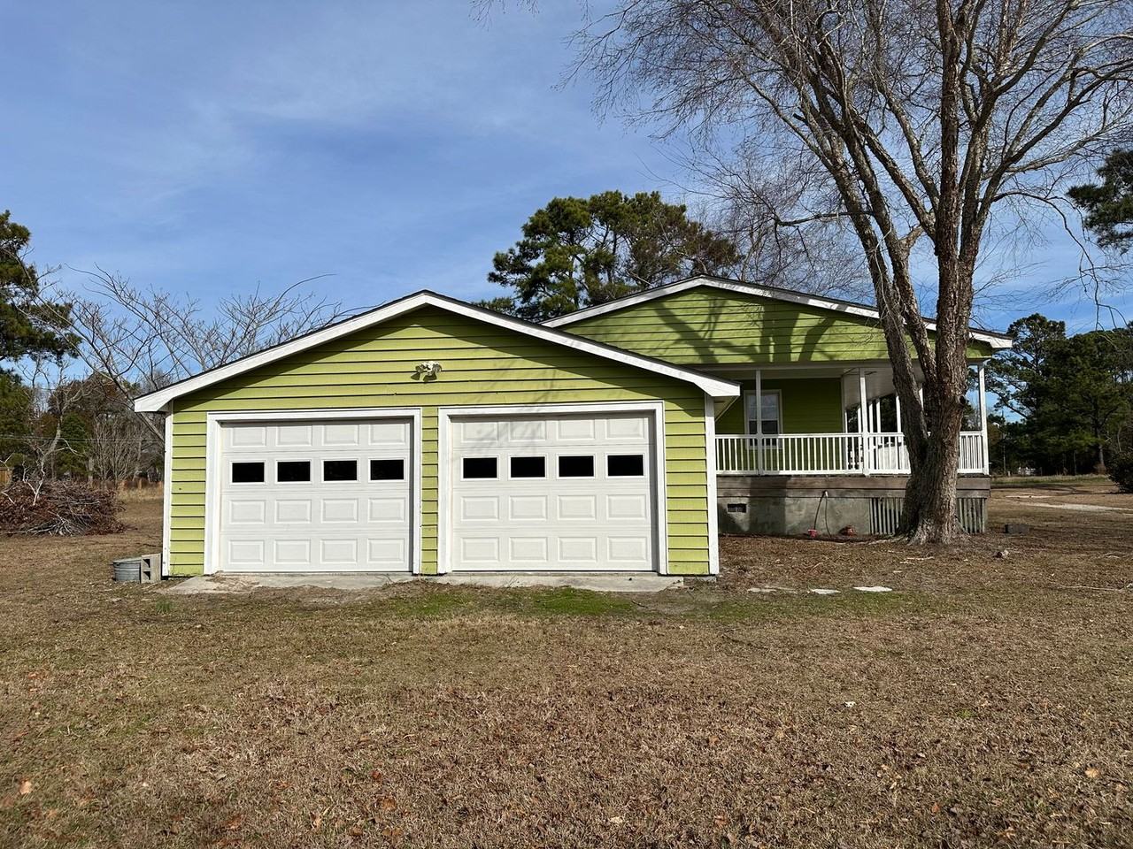 2213 Sloop Point Loop Rd - Photo 2 of 20