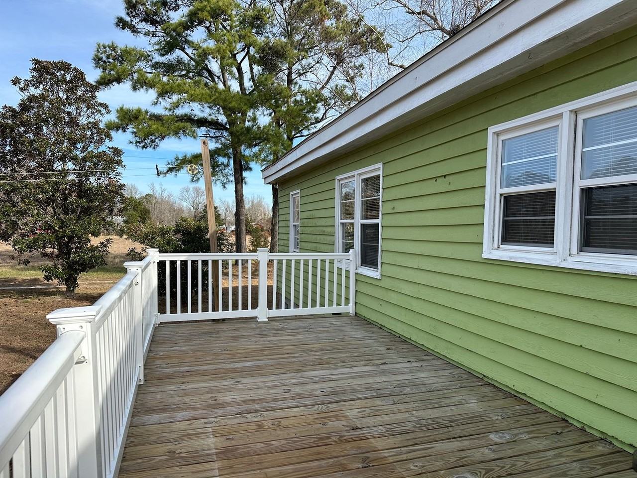 2213 Sloop Point Loop Rd - Photo 3 of 20