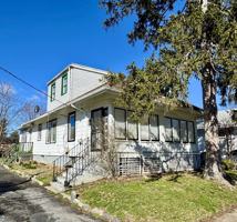 featured image of 117 Browning Ave