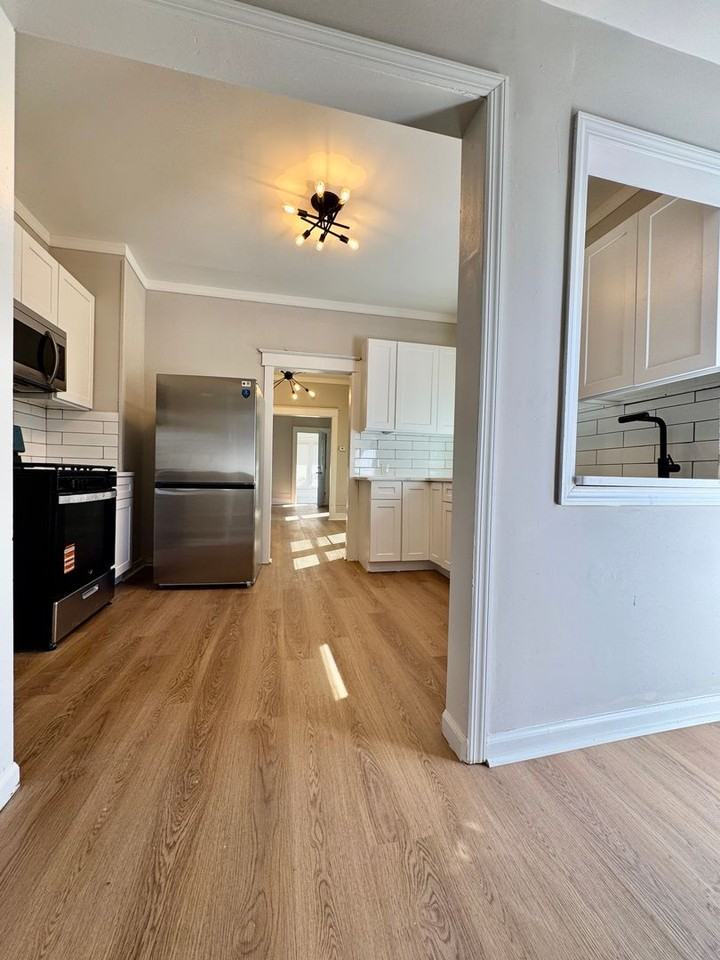 117 Browning Ave - Photo 7 of 21