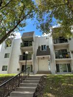 featured image of 525 6th Ave N #6