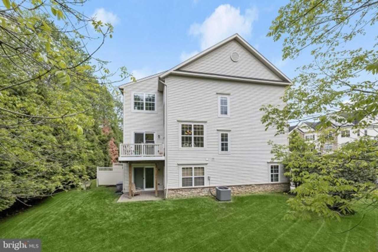 9134 Marlove Oaks Ln - Photo 4 of 28