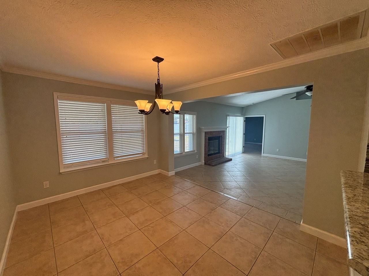 7312 Rodgers Dr - Photo 5 of 26