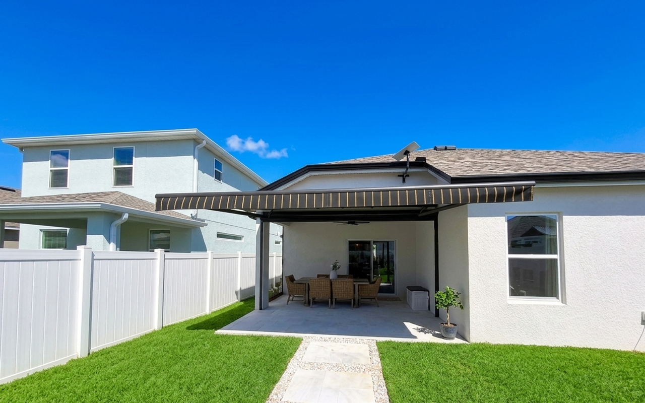 1246 Fox Hedge Ln - Photo 3 of 11