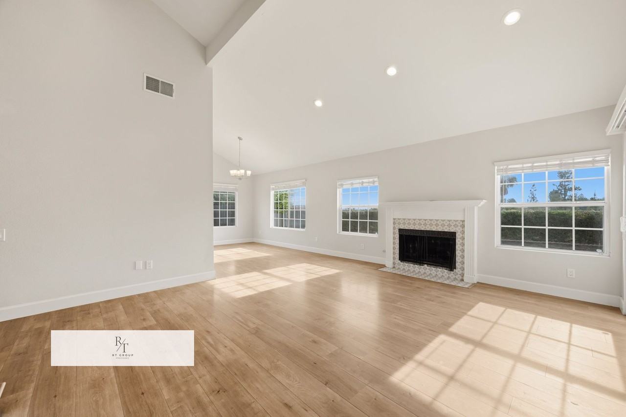 2524 Bolar Ave - Photo 6 of 36