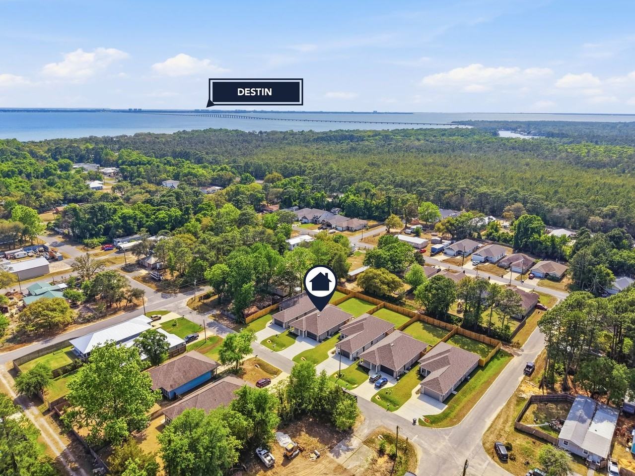 108 Owen St - Photo 3 of 50