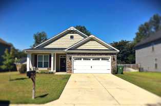 978 Farnsworth Dr - Photo 1 of 1