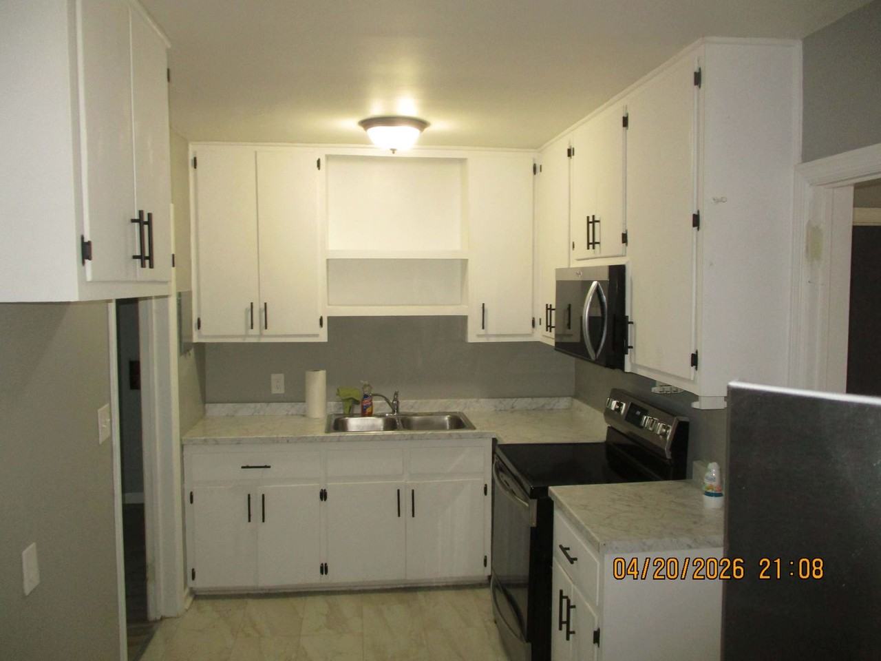 1906 W Whitney Ave - Photo 5 of 7